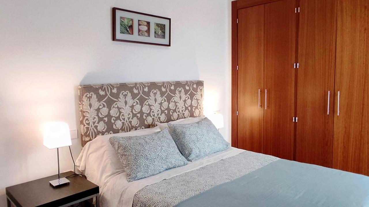 Selecta Elegante Apartamento Con Patio En Centro Historico Севілья Екстер'єр фото